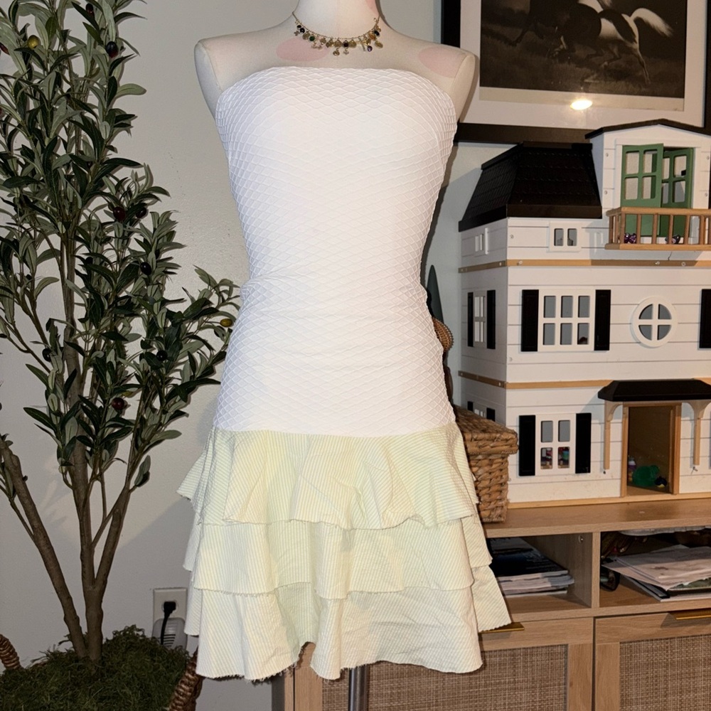 McGinn Strapless Tiered Drop Waist Mini Dress Size Medium